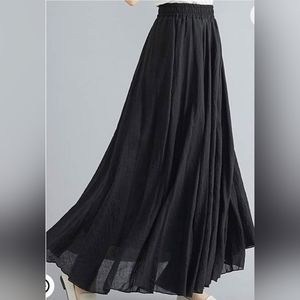 Womens Bohemian maxi flowy full circle cotton long black skirt. Size small